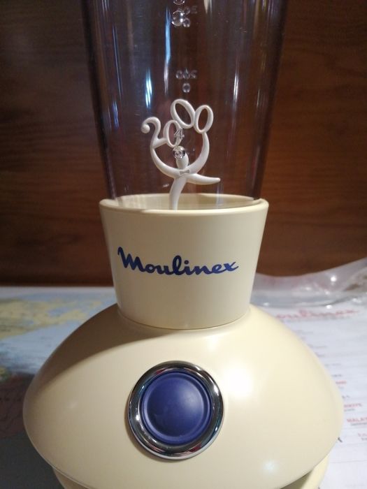 Máquina de cocktails moulinex a pilhas especial ano 2000