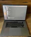 MacBook Pro 16" (2019, A2141), i7/16GB/512GB, 407 cykli, TYLKO 1998 zł