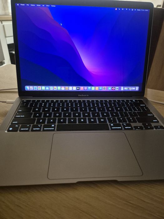 Notebook Apple MacBook Air,  M1 8GB ram, 13,3"