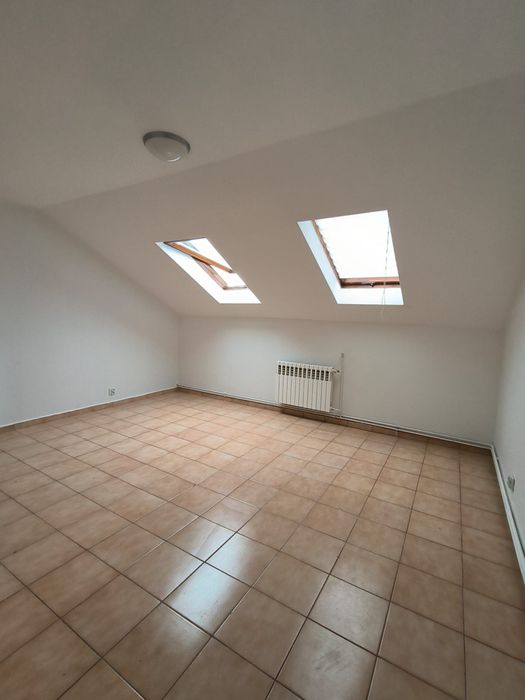 Mieszkanie do wynajęcia | 3 pokoje | 63 m2 | poddasze | Makowisko