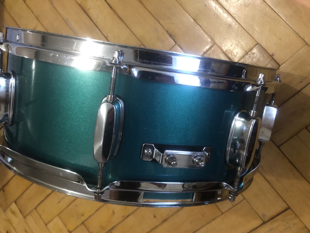 Продам деревянный малый барабан Mapex V 14x5,5”.