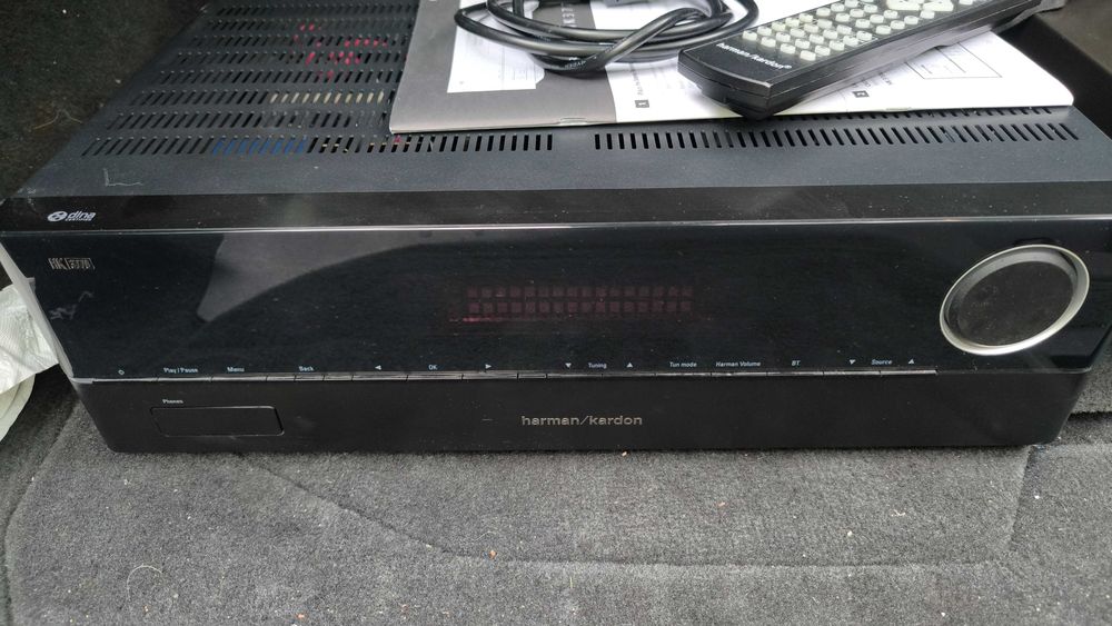 Amplituner Harman Kardon HK3770