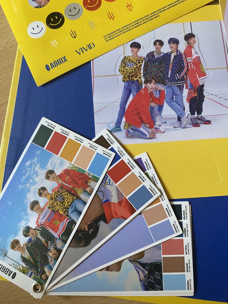 Album AB6IX Vivid