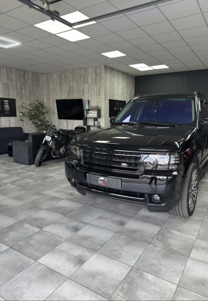 Land Rover Vogue 2010