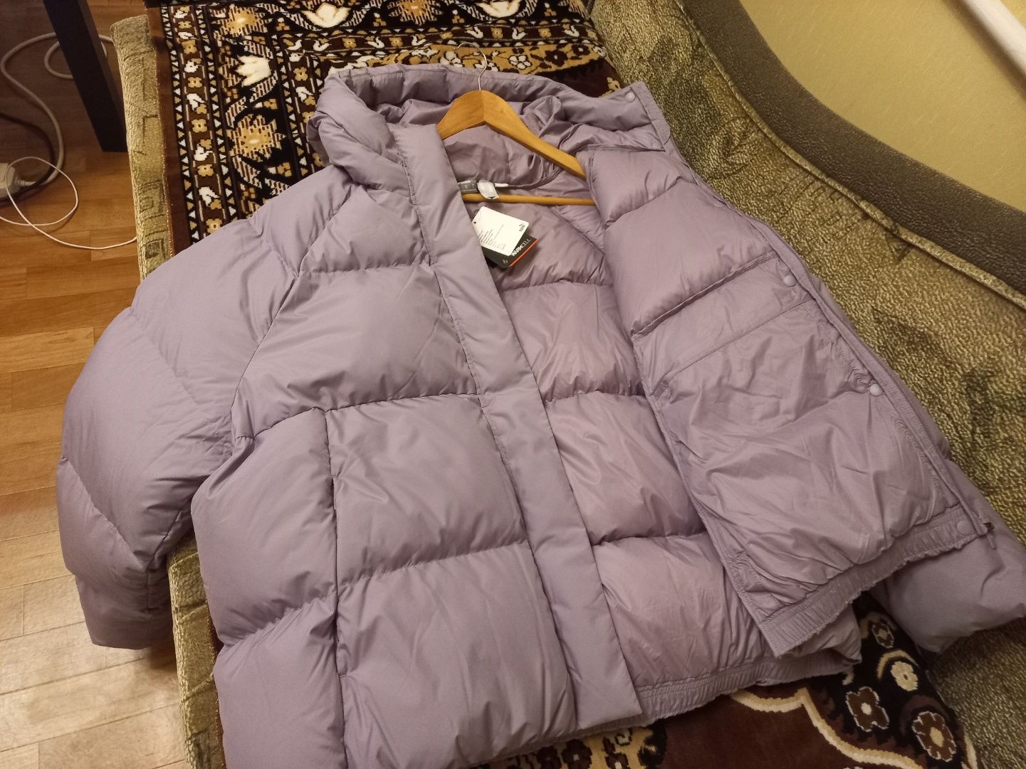 Продам новый пуховик Puma (XL) оригинал