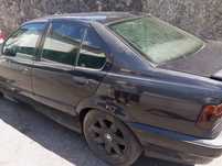 2 BMW e36 318tds