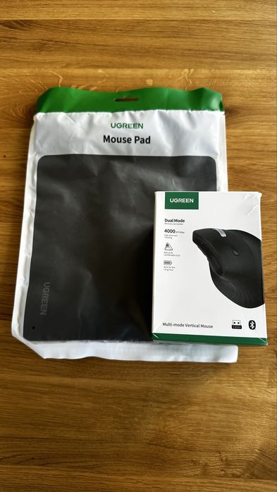 Mysz UGREEN ergonomiczna pionowa podkładka MU008