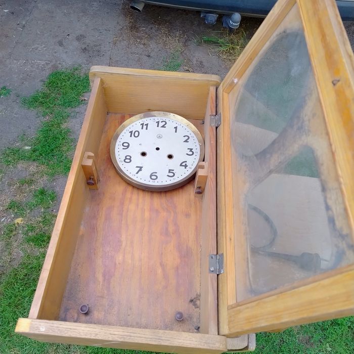 Zegar Metron do renowacji