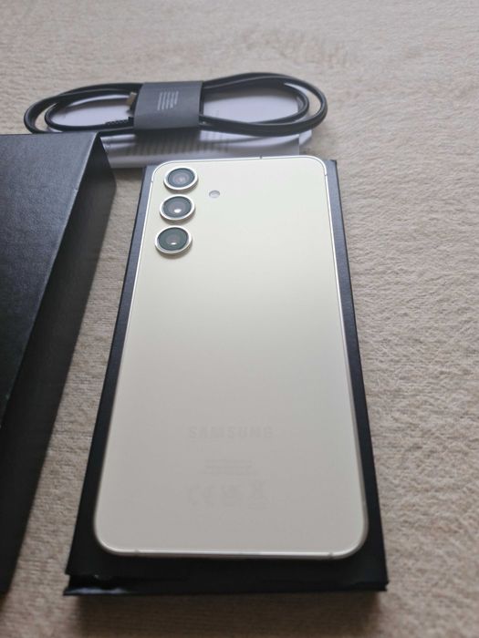 Samsung Galaxy S24, 256GB, igła, jak nowy