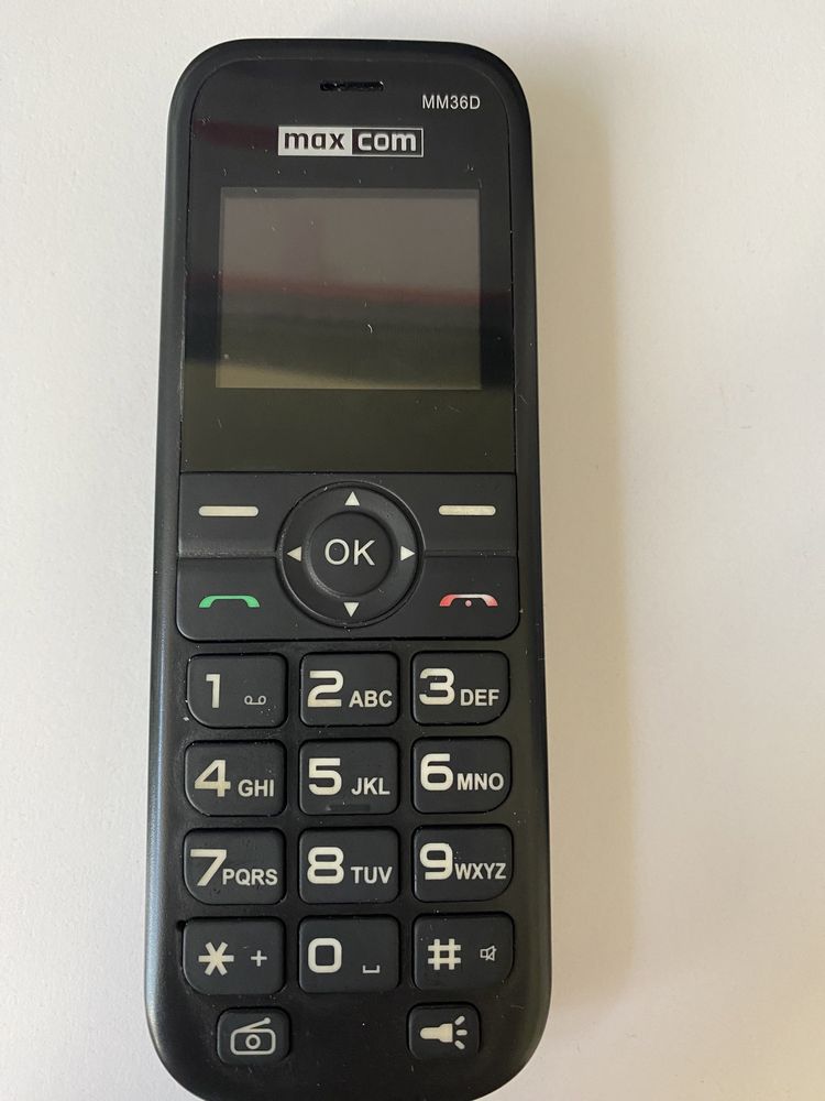 Telefon dla seniora Maxcom MM36D