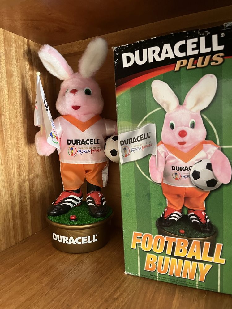 Boneco duracell plus