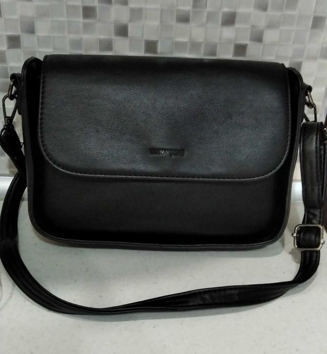 Жіноча шкіряна сумочка