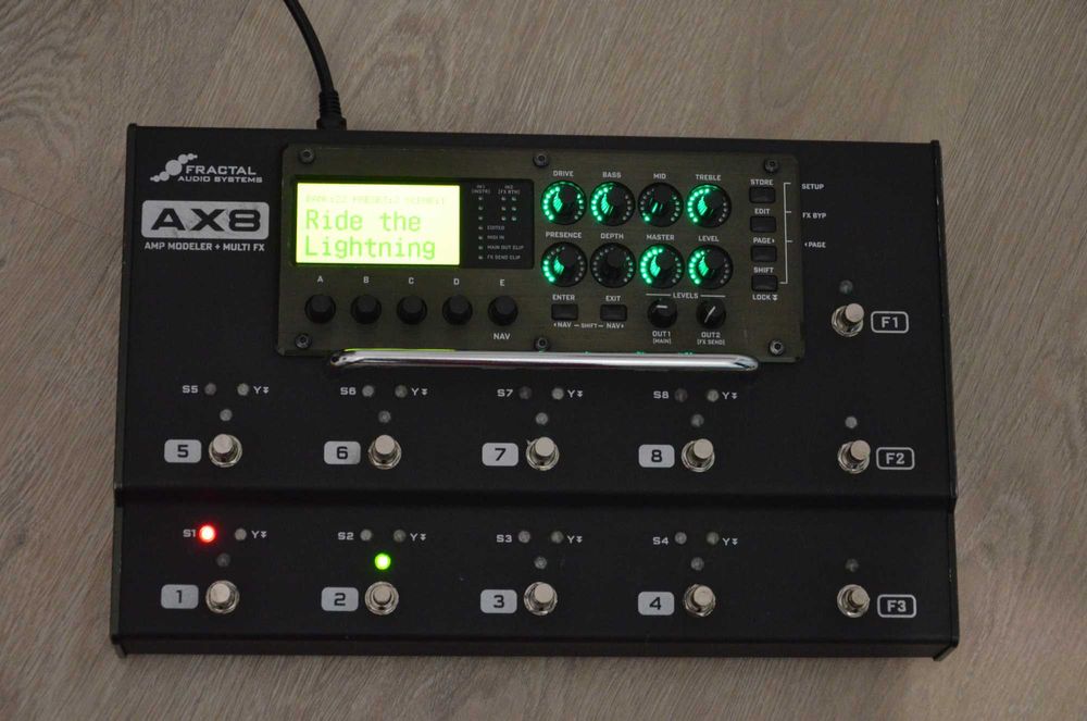 Fractal AX8 (hardcase + EV-1)