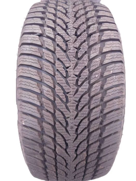 Nokian SnowProof 1 235/45 R17 97V 2023