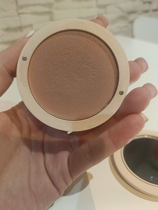 Kremowy róż i bronzery Annabelle minerals