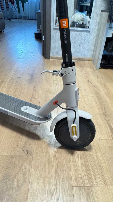 Продам електросамокат