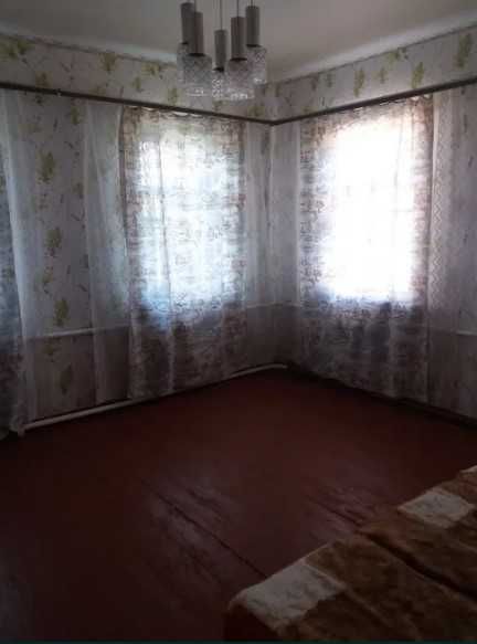 Продам будинок в Люботині в центрі 112м .кв. поруч ставок,газ,вода!SE