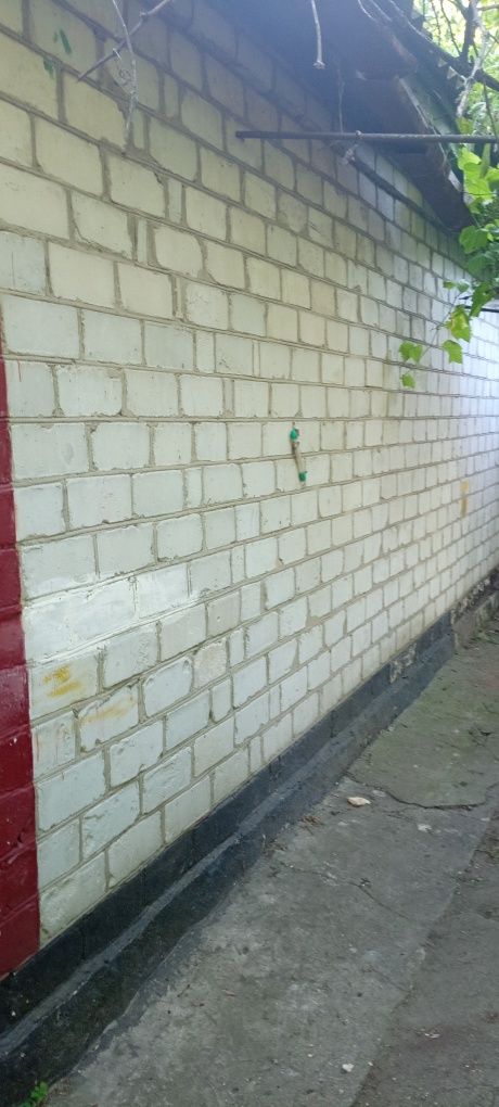 Продам будинок,житловий м.Світловодськ ,Кіровоградська область.