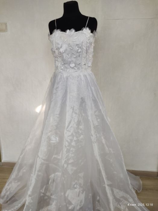 Вінтажна весільна сукня
