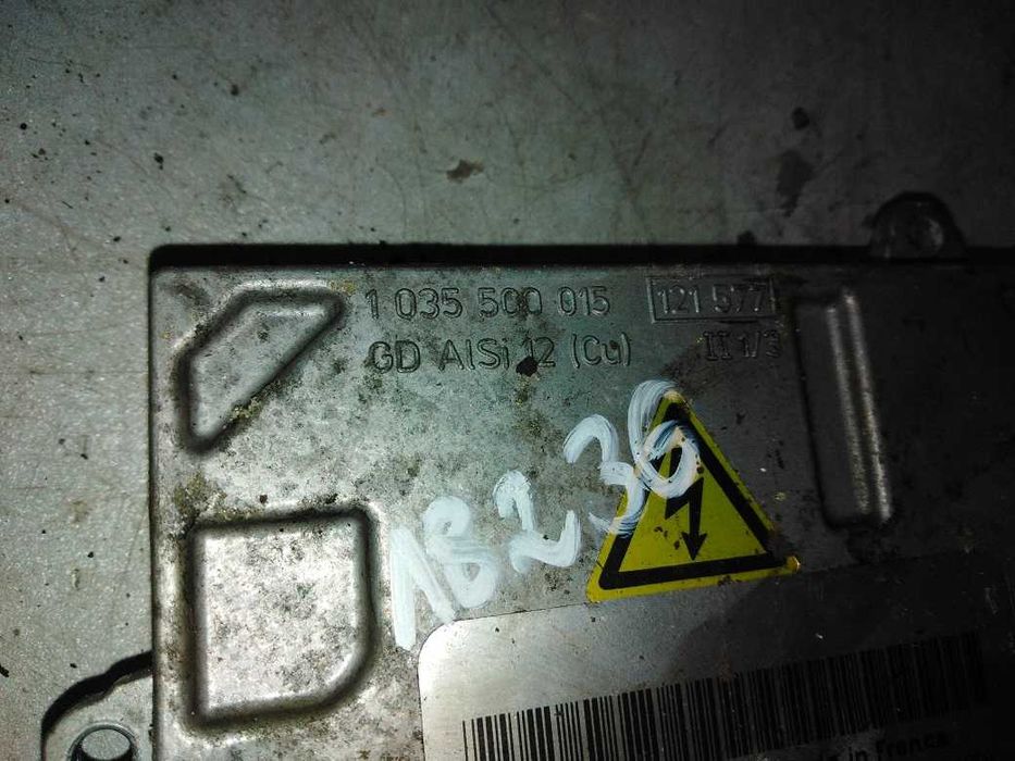 Audi A4 B7 04-07 r. Przetwornica Reflektorów Xenon Prawy