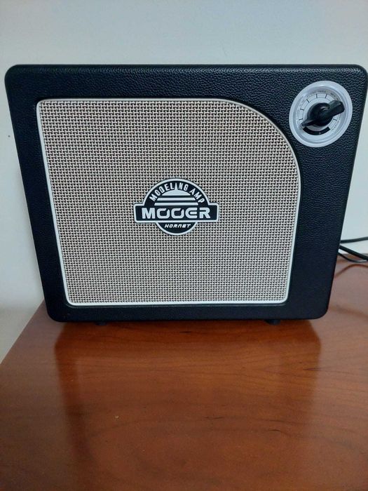 Amplificador Mooer Hornet 15W