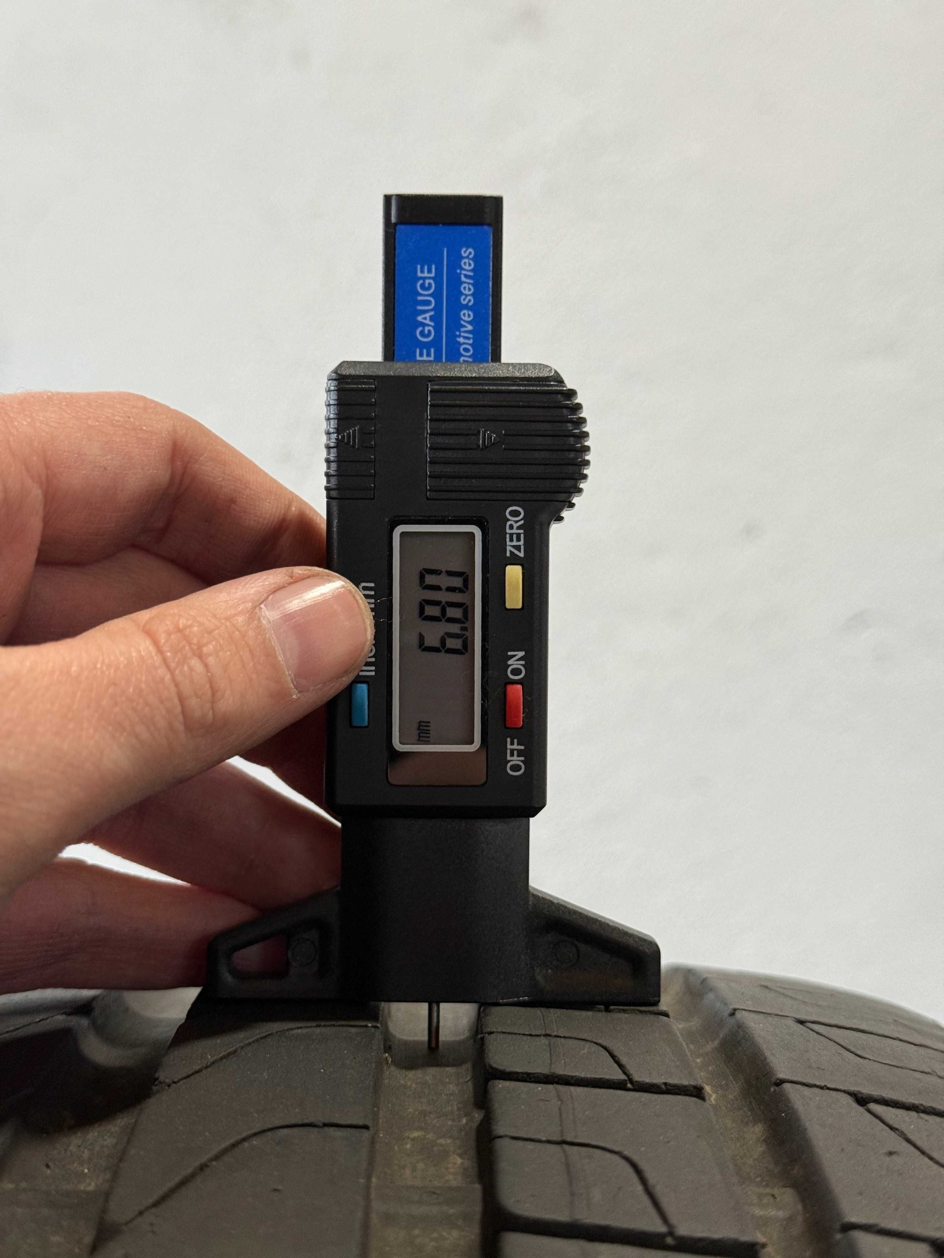 Літні шини 235/40/19 Pirelli, летние шины резина колеса r19