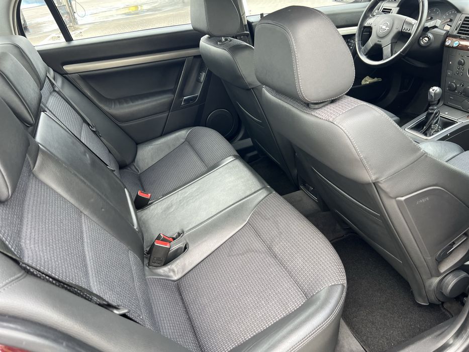 Продам Opel Vectra