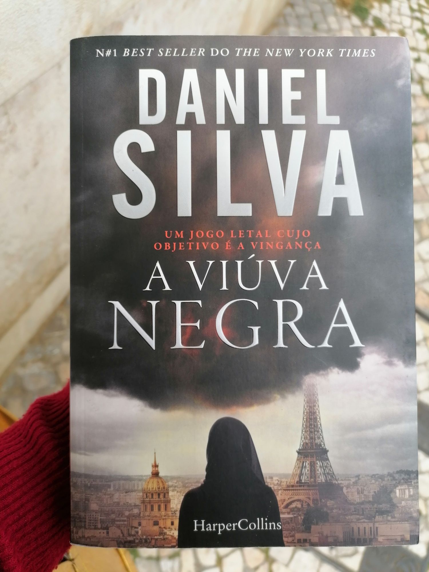 Livro A Viúva Negra de Daniel Silva