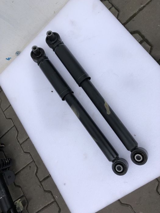 Стойка амортизатор пружина Мерседес віто Mercedes Vito 447 V-Class