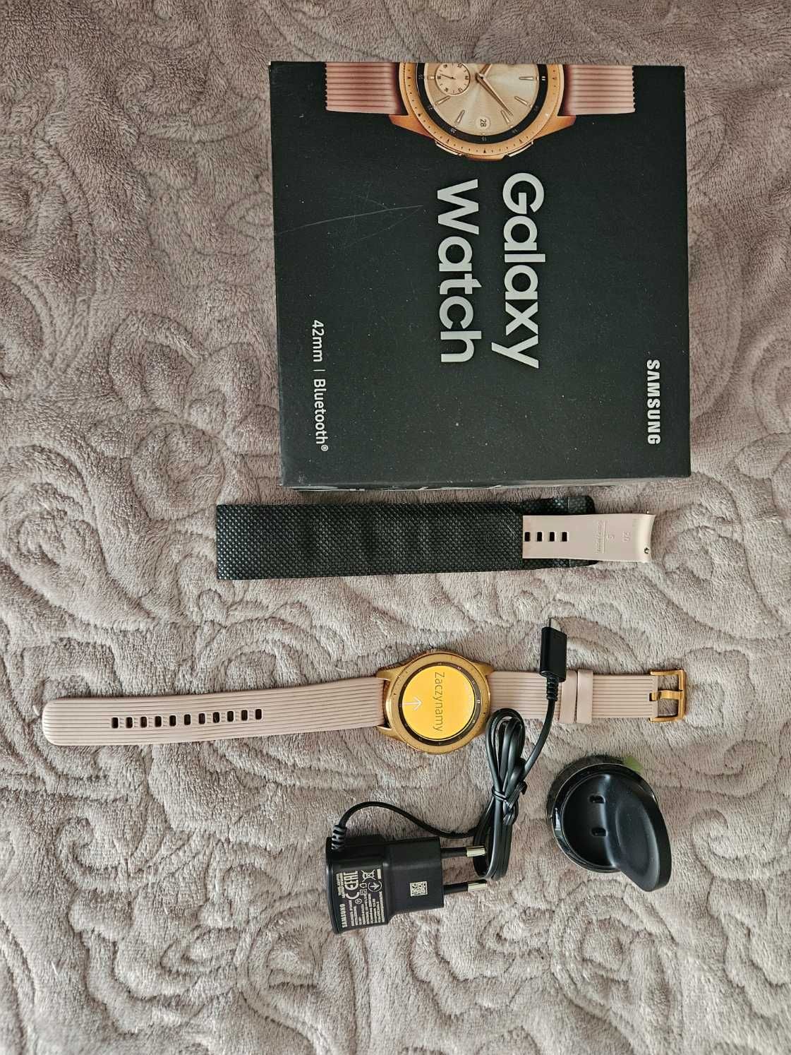 Galaxy Watch 42mm SM-R810 złoty piękny!