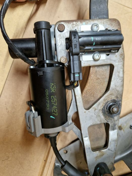 Pedał hamulca podstawa pedału gazu Jeep Grand Cherokee III WK WH