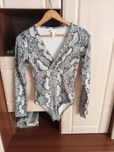 Body H&M motyw skóry węża XS,S
