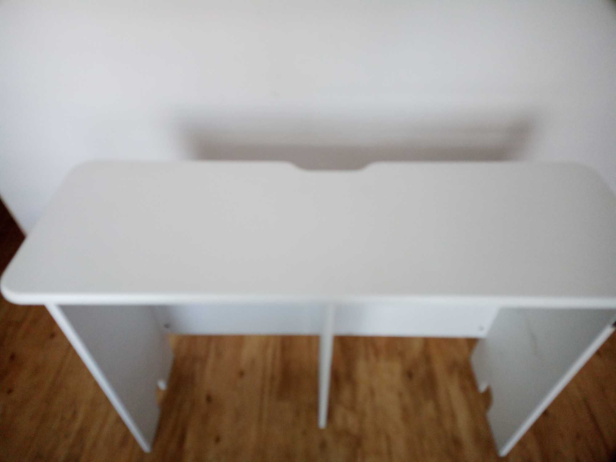 Glorious DJ table - biurko stół na winyl
