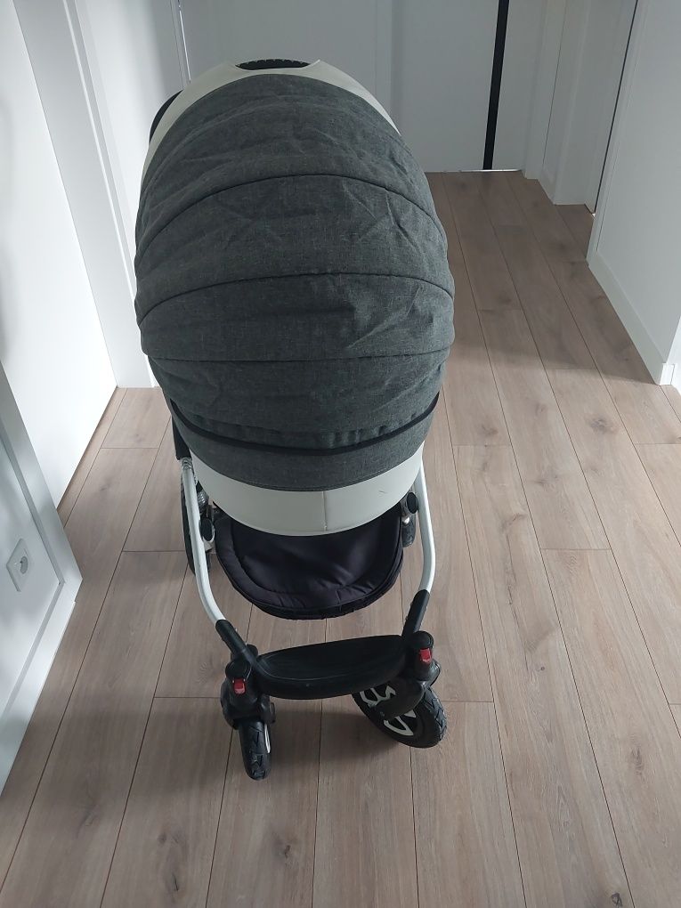 Wózek plus spacerówka adamex