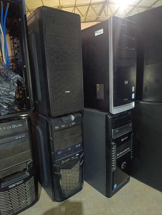 Caixas/Torres de PCs pra desocupar