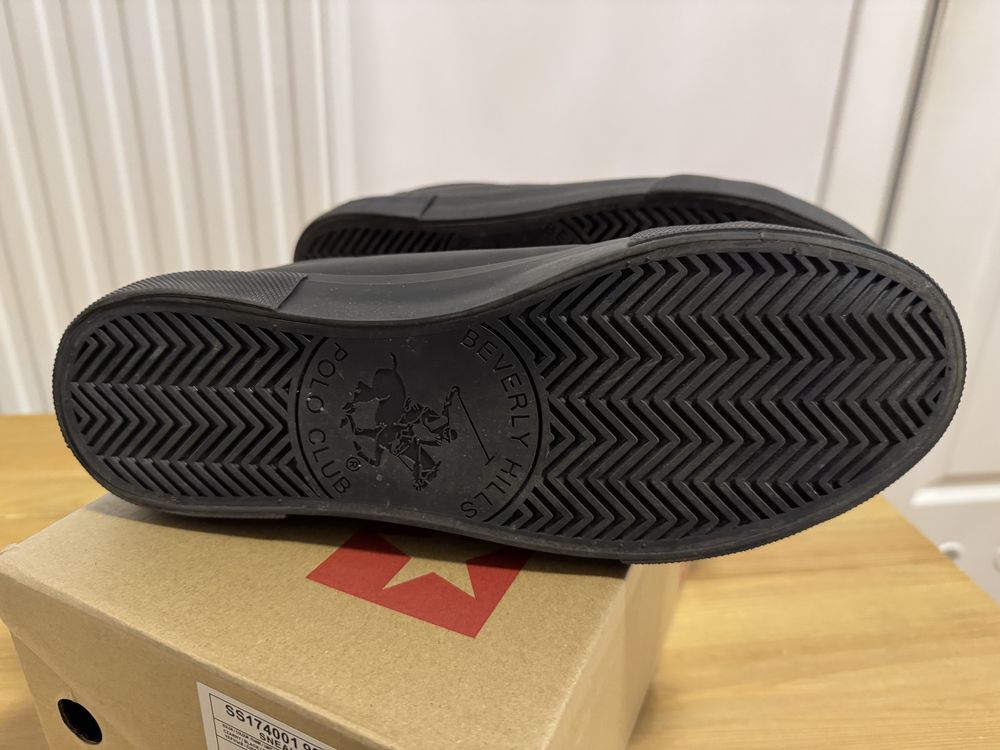 Buty Beverly Hills Polo Club r 42 czarne