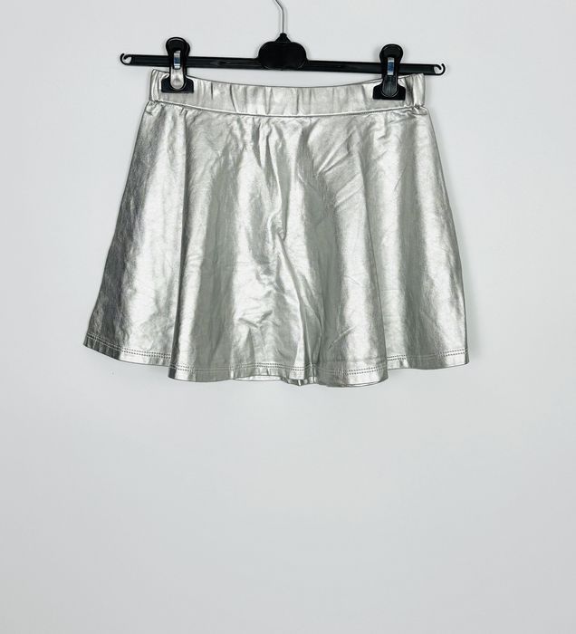 Srebrna rozkloszowana spódnica mini XS 34