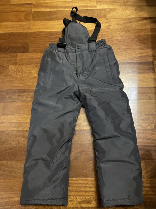 Продам дитячій зимовий комплект куртка+штани від фірми lassye!!