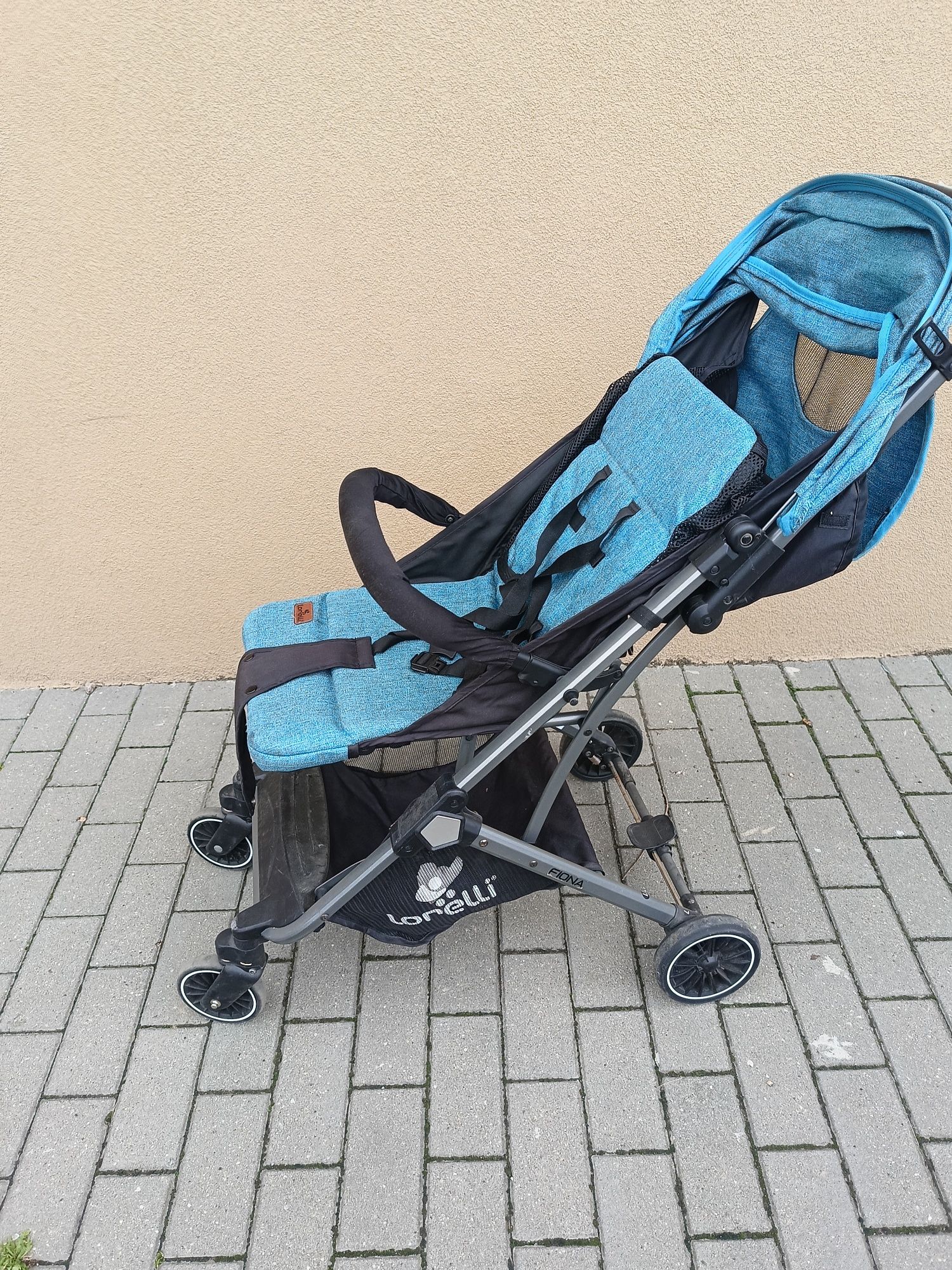 Sprzedam wózek spacerowy do samolotu