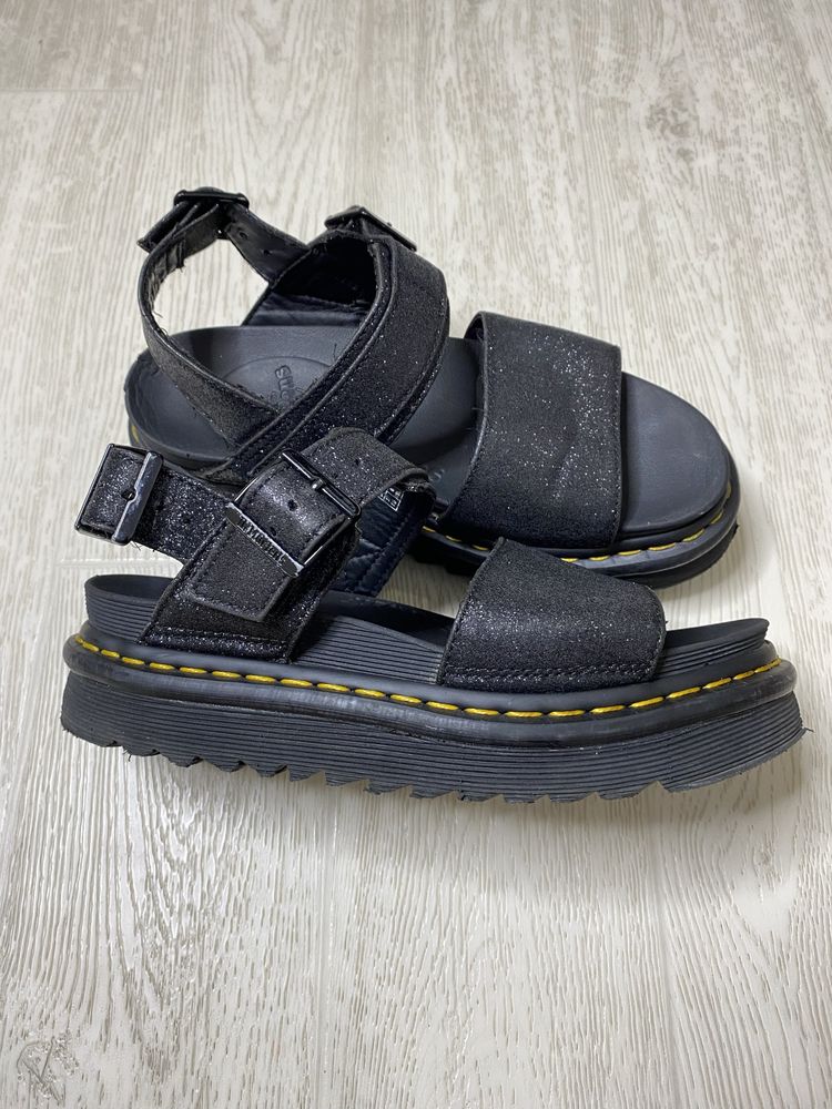 Dr. Martens Women's Voss GLTR Sandal сандалі