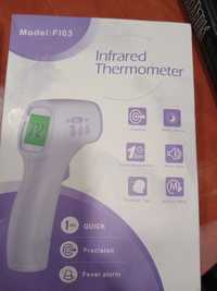 Безконтактний термометр