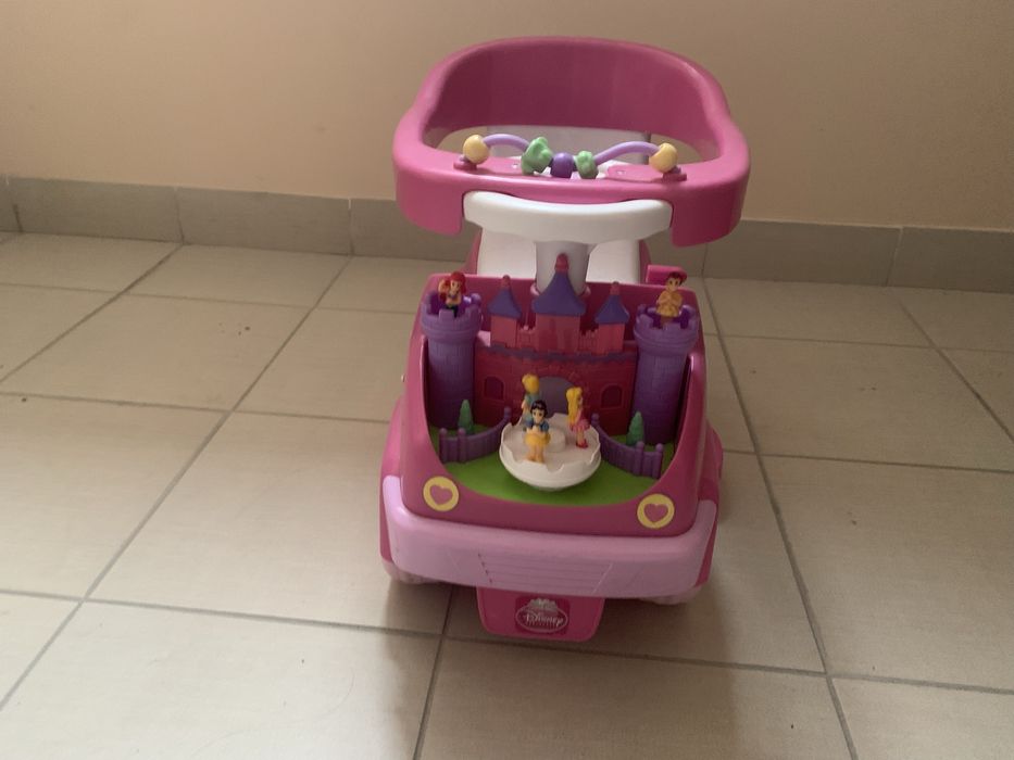 Дитяча машинка каталка-толокар