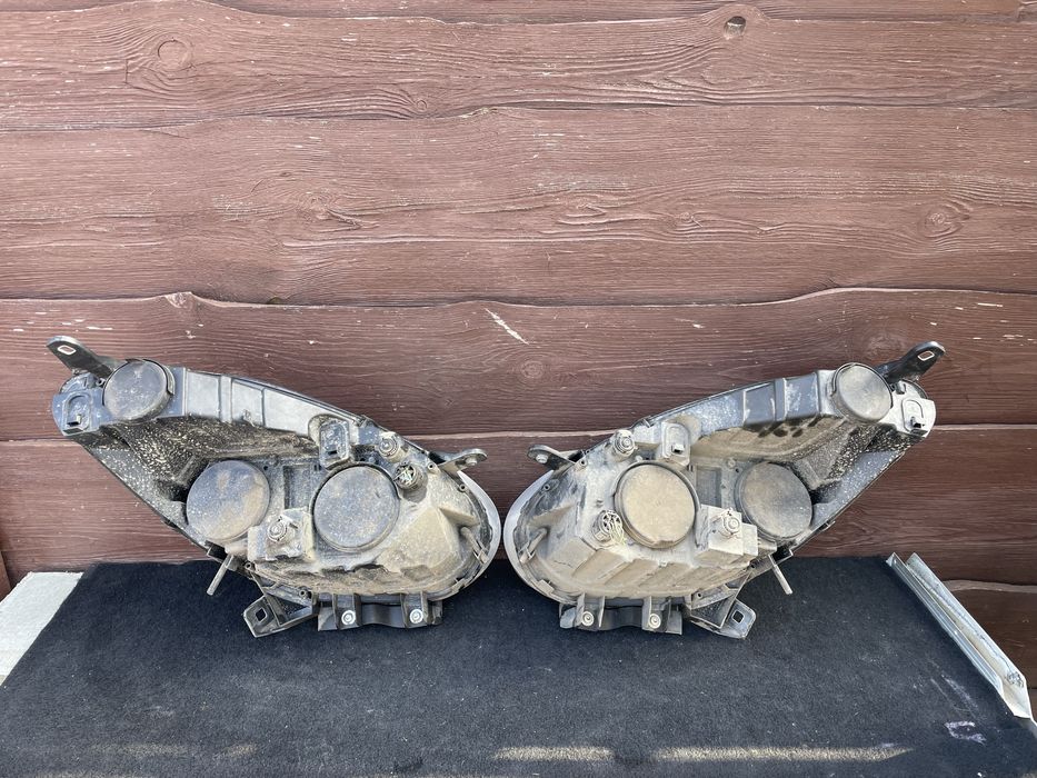 Фари, фара, ліхтарі передні Fiat Doblo 263 Фіат Добло (10-15)