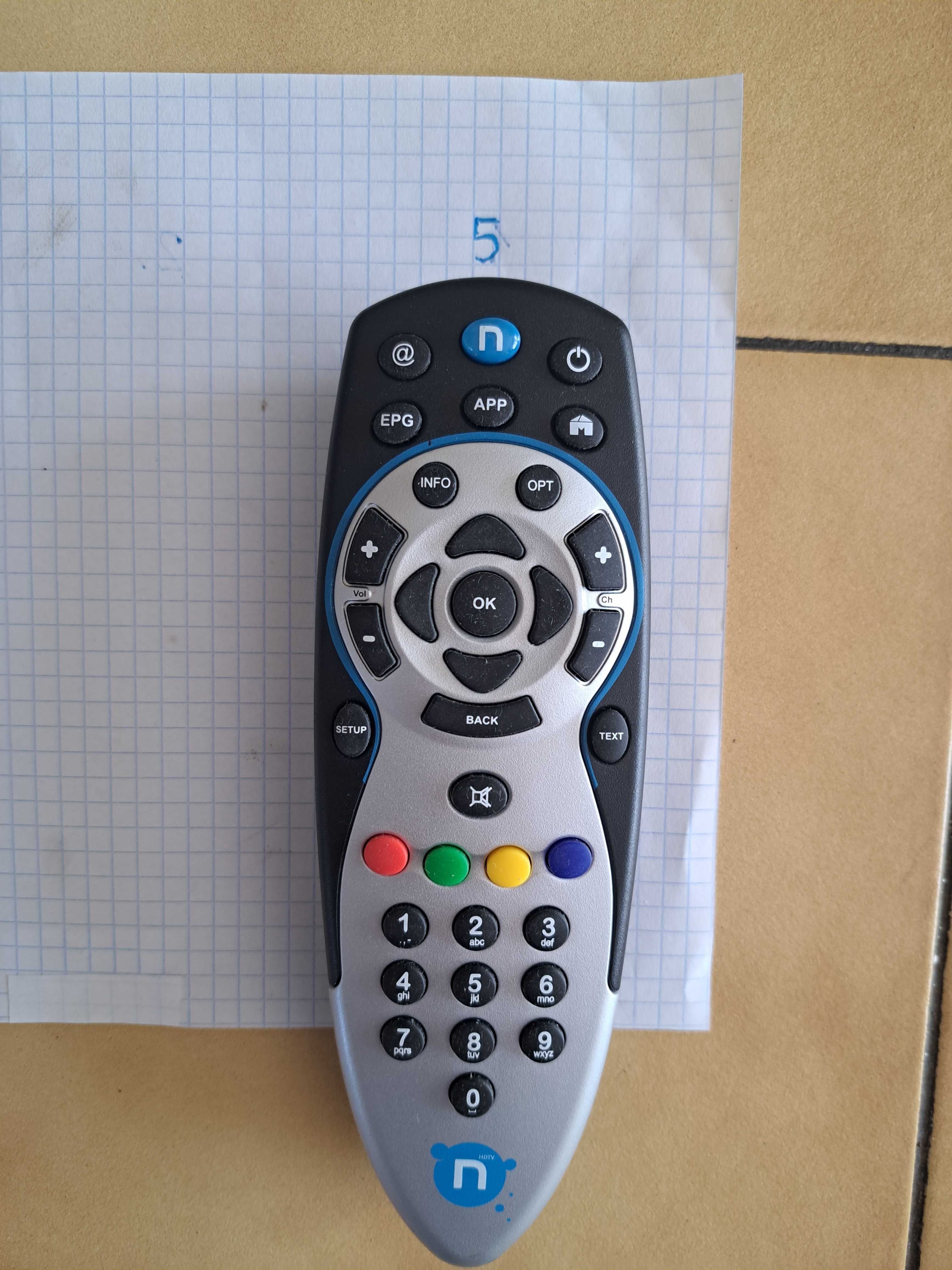Pilot do tunera sat cyfrowego