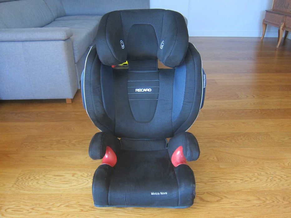 Fotelik samochodowy dziecięcy Recaro Monza Nova 15-36kg