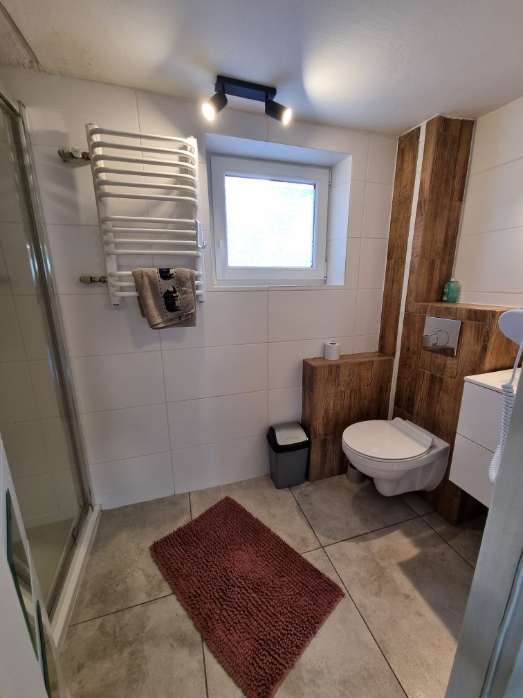 Noclegi w Wiśle,apartament,, piętro domu dla max8os.
