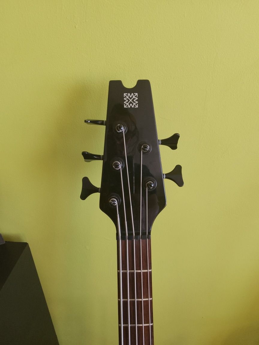 Gitara basowa Modulus Quantum 5 kopia