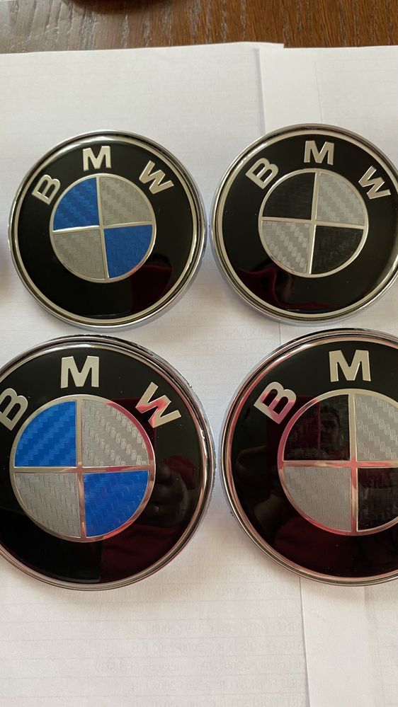 Емблема значок на капот BMW