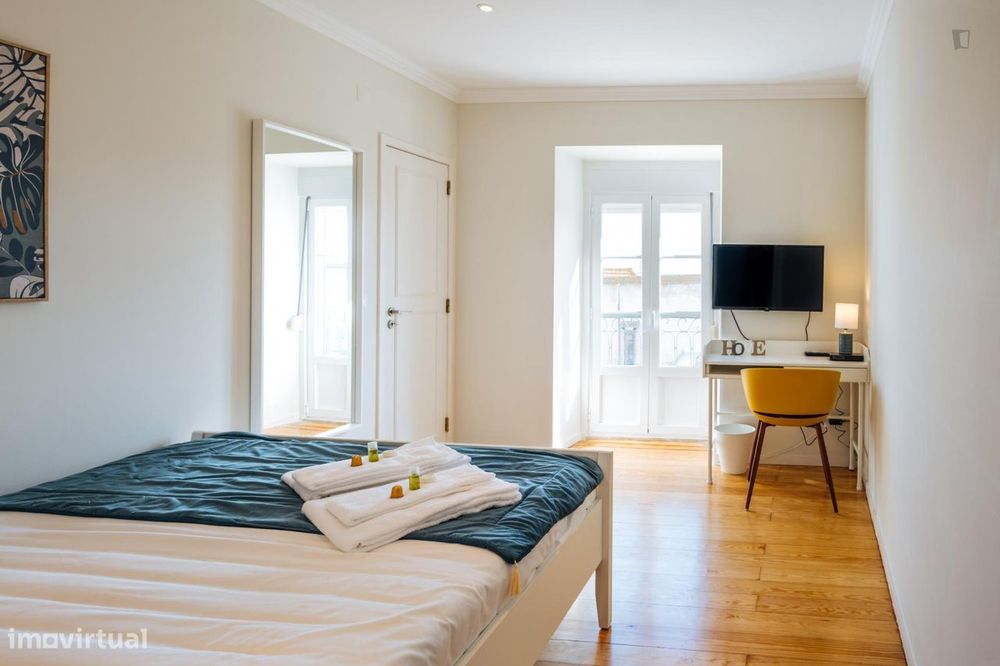 668611 - Quarto casa de Banho Privativa