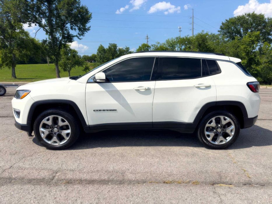 Jeep Compass      2021